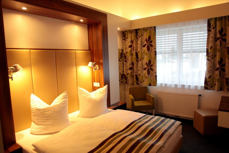 Bedroom 4, Hotel Alea City, Pfaffenhofen an der Ilm