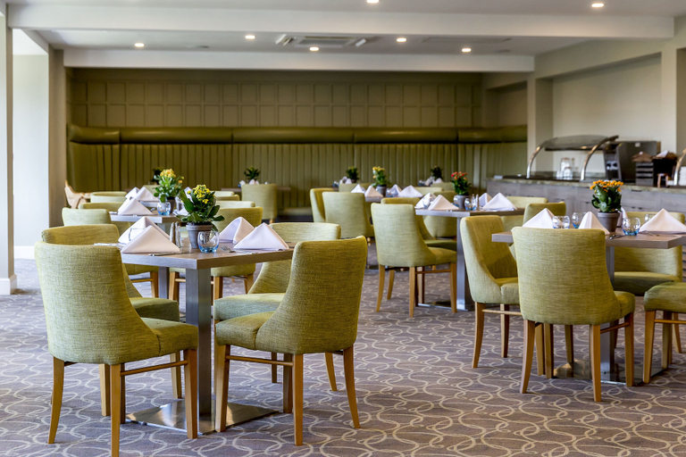 Food & Drinks 5, Hellidon Lakes Golf & Spa Hotel, Northamptonshire