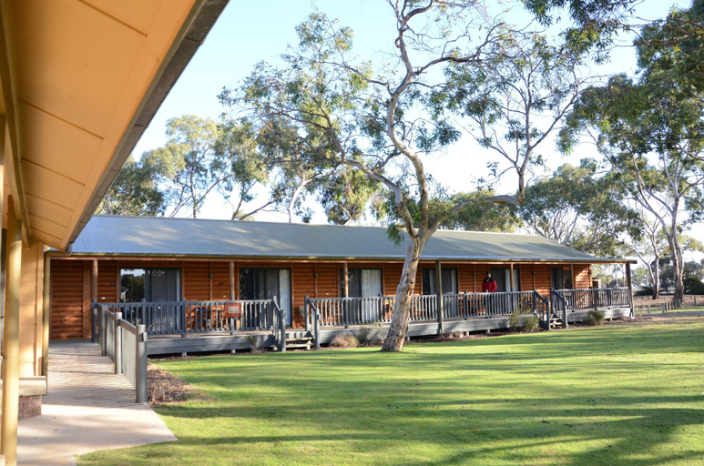 Exterior & Views, Little Desert Nature Lodge, Hindmarsh