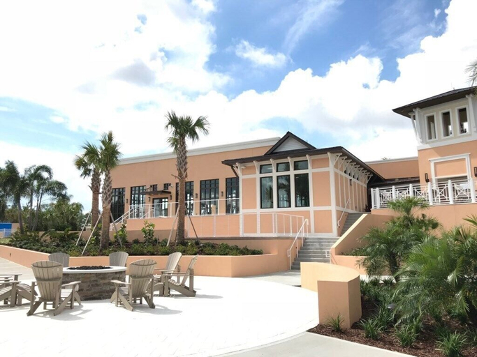 Exterior & Views 2, Solara 1706 IHR 1048, Osceola