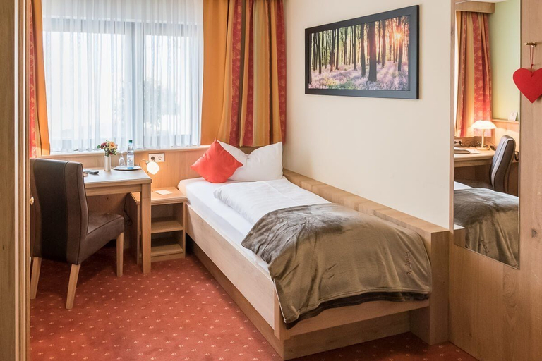 Bedroom 3, Landhotel Windlicht, Aschaffenburg
