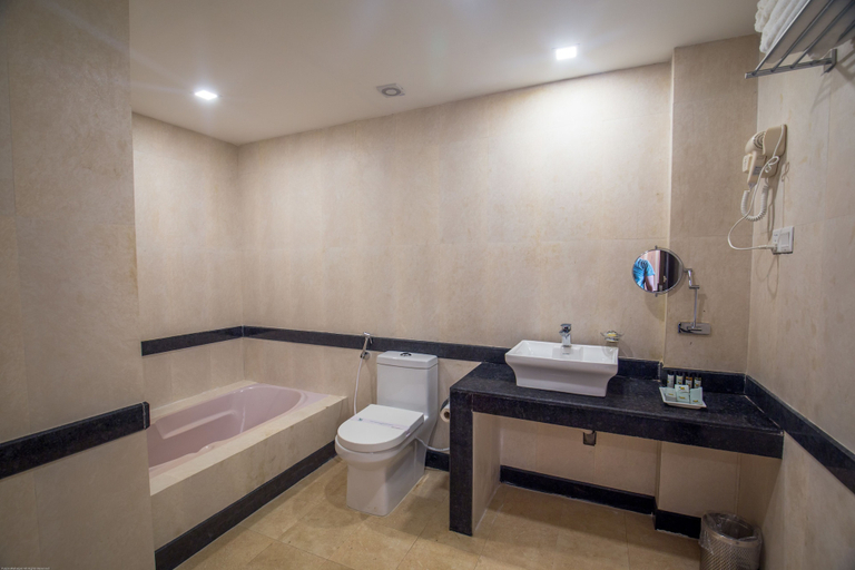 Bathroom 4, Park Safari Resort, Narayani