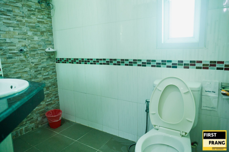 Bathroom 3, First & Frang Hotel, Ko Phangan