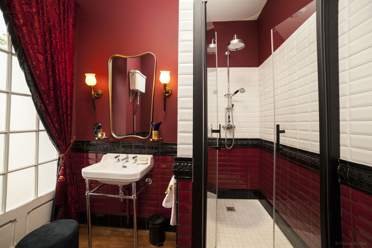 Bathroom 5, Villa Alecya, Indre-et-Loire