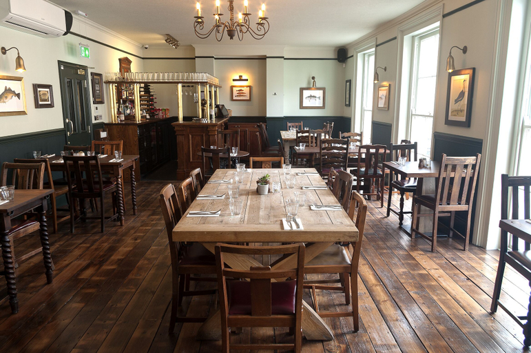 Food & Drinks 5, Admiral Hardy, London