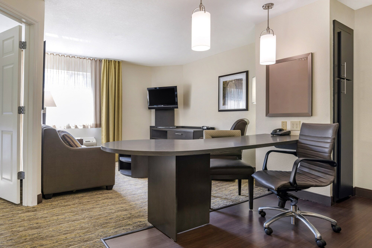 Bedroom 4, Candlewood Suites ALABASTER, Shelby