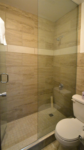 Bathroom 4, Newmarket Inn, York