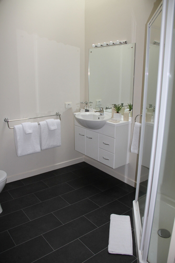 Bathroom 4, Tuscany Downs Estate, Selwyn
