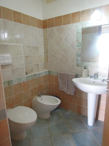 Bathroom 5, Casa Solotti, Nuoro