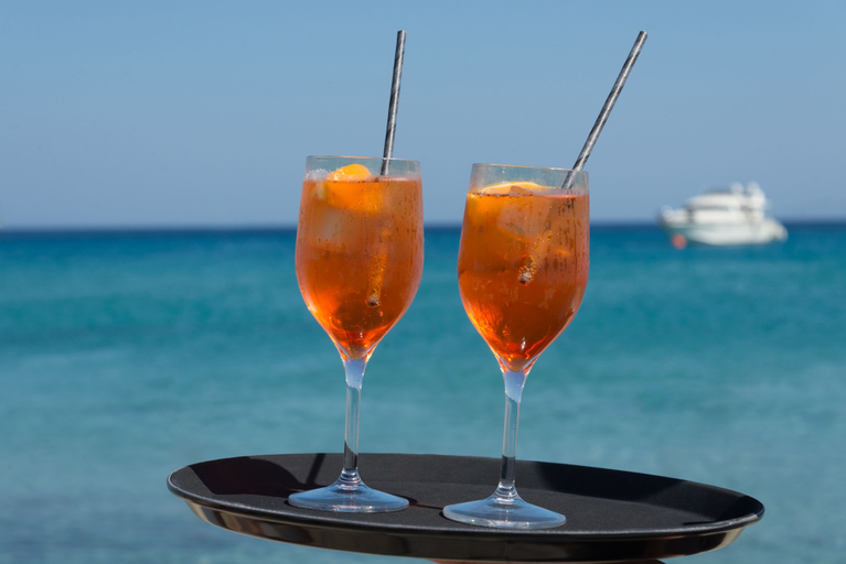 Food & Drinks 5, Aegon Mykonos, Autograph Collection, South Aegean