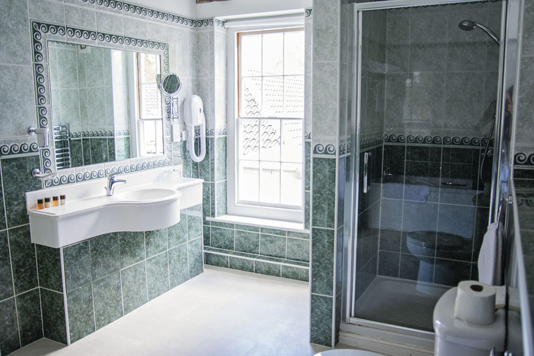 Bathroom 3, Waveney House Hotel, Norfolk