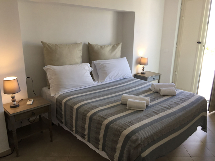 Bedroom 4, Harbour View, Napoli