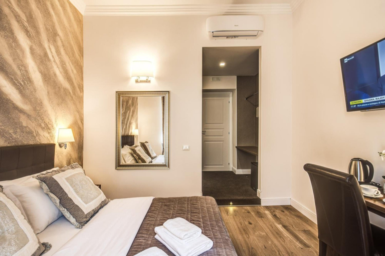 Bedroom 3, River Luxury Suites, Rome