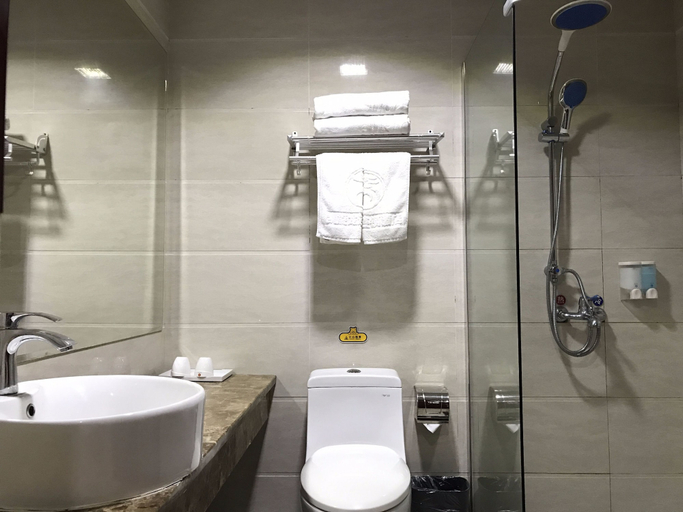 Bathroom, Kaiserdom Hotel Changsha Railway Station, Changsha
