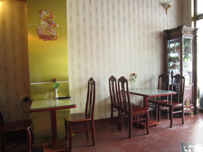 Food & Drinks, Tan Hoang Long Hotel District 5