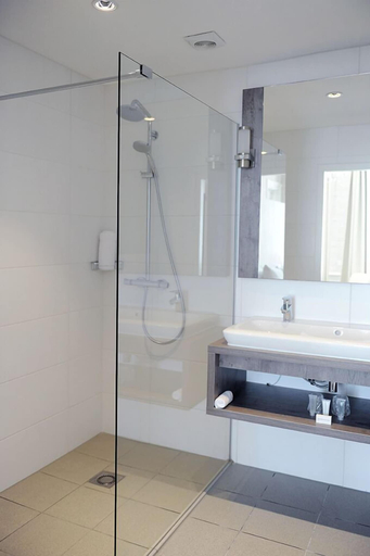 Bathroom 3, Andante Hotel, The Hague