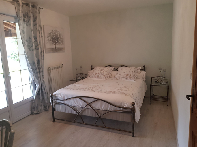 Bedroom 5, Chambres d'Hotes les Ondines, Marne