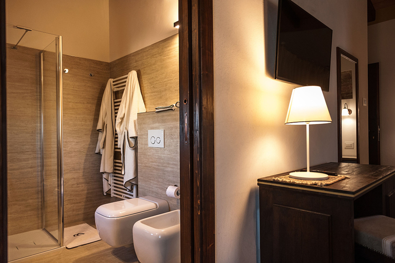 Bathroom 5, Locanda Bepa, Mantua