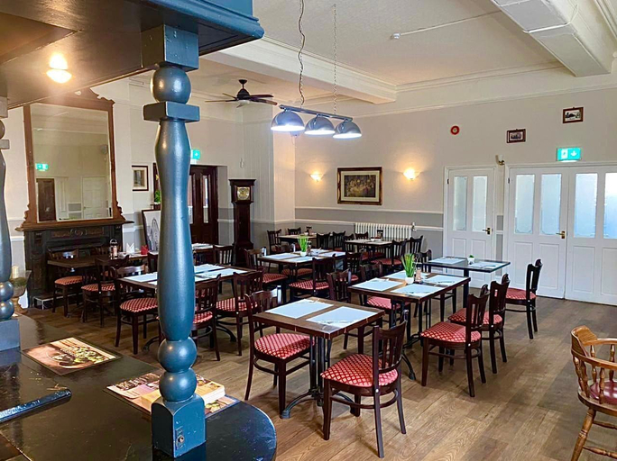 Food & Drinks 4, Royal Hotel Sheerness, Kent