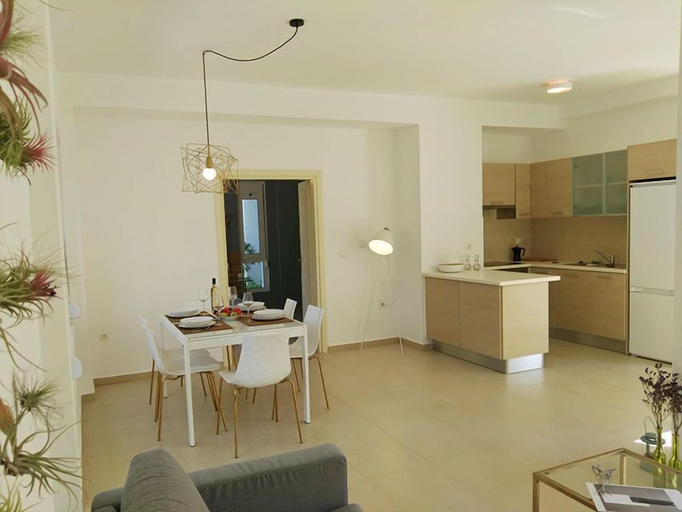 Others 4, Adhilli i residence, Crete