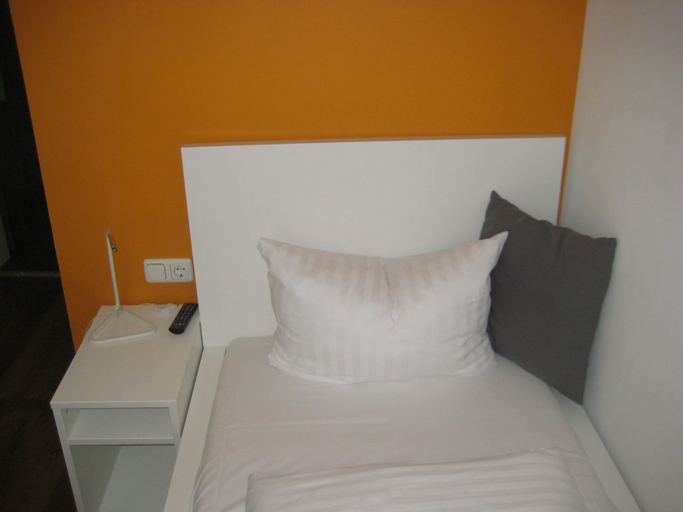 Bedroom 3, Hotel S16, München