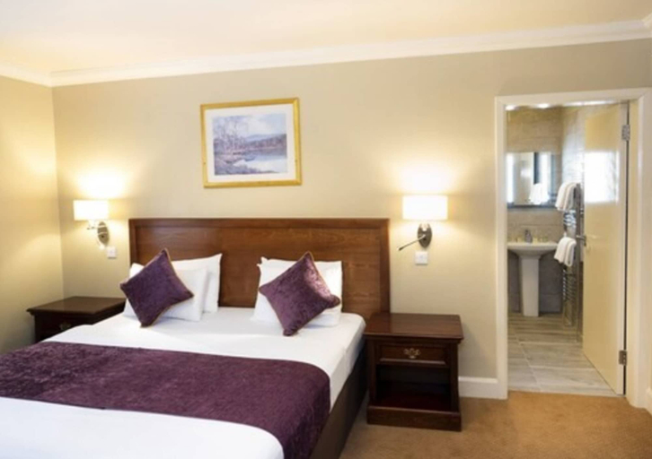 Bedroom 3, Lawlors Hotel