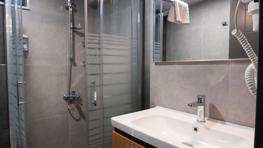 Bathroom 5, Opera Suites, Antalya