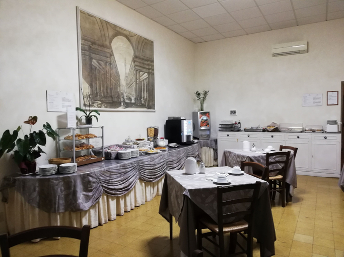 Food & Drinks 5, Hotel St. James, Florence