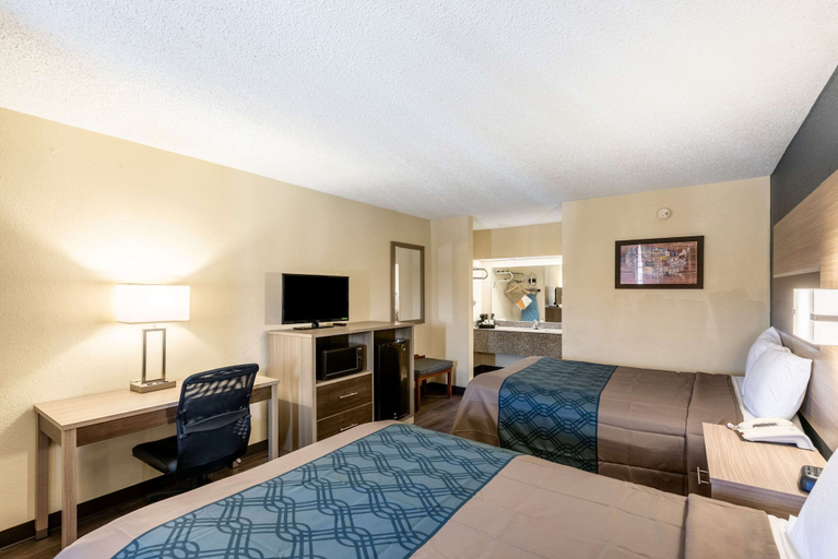 Bedroom 3, Econo Lodge Vicksburg, Warren
