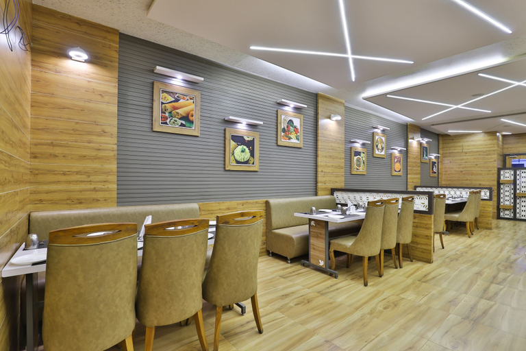 Food & Drinks 4, The Square Somnath, Gir Somnath