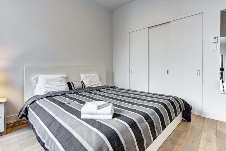 Bedroom 3, Destination Stays Little Burgundy DT MTL, Montréal