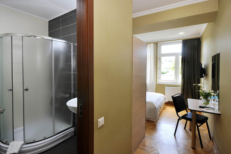 Bathroom 5, Hotel Frida, Tbilisi