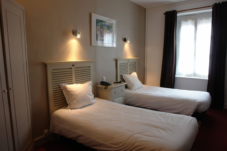 Bedroom 3, Hostellerie de la Porte Bellon, Oise