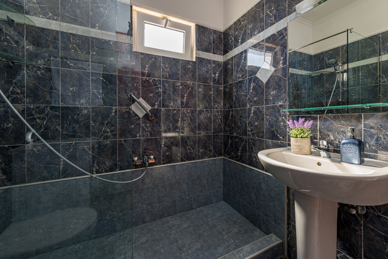 Bathroom 3, Blossom Villa, Ionian Islands
