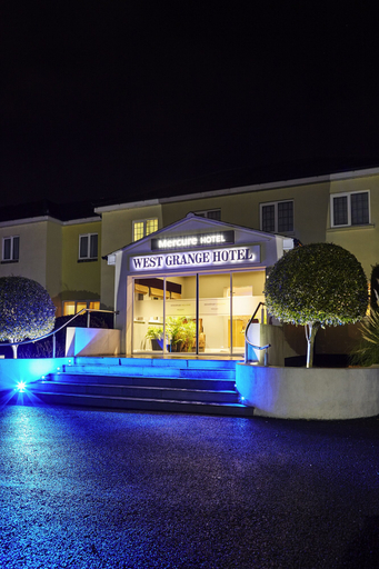 Exterior & Views 2, Mercure Newbury West Grange Hotel, West Berkshire