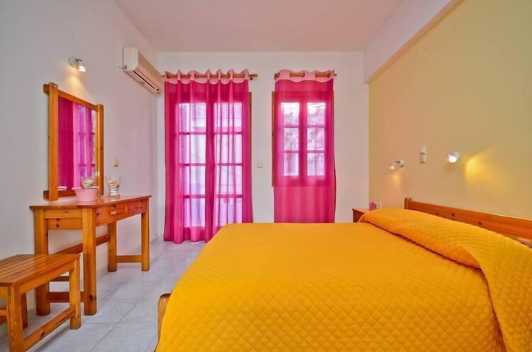 Bedroom 4, Galazia Studios, South Aegean