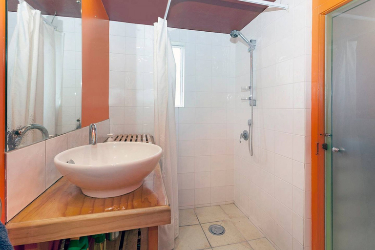 Bathroom, Central Christchurch Cottage, Christchurch