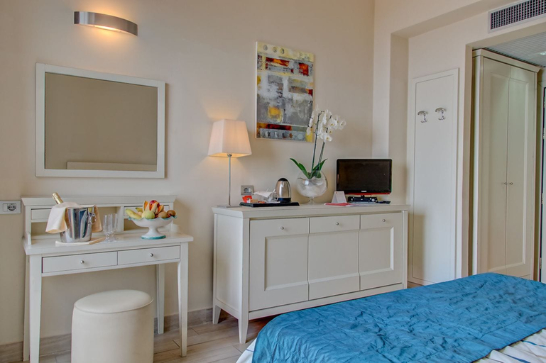 Bedroom 3, Hotel Ariston & Palazzo Santa Caterina, Messina