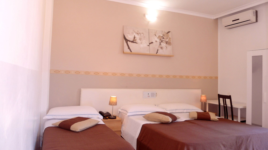 Bedroom 4, Hotel Indipendenza, Rome
