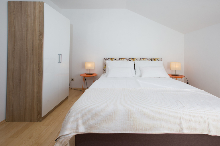 Bedroom 2, Villa Authentica, Pojezerje