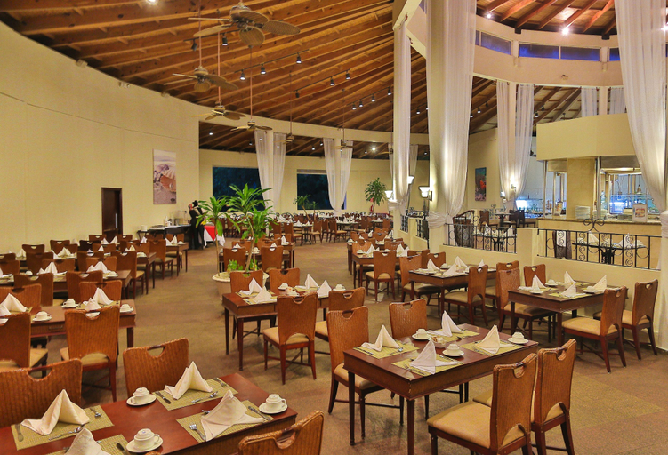 Food & Drinks 5, Cofresi Palm Beach & Spa Resort All Inclusive, San Felipe de Puerto Plata