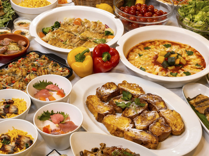 Food & Drinks 15