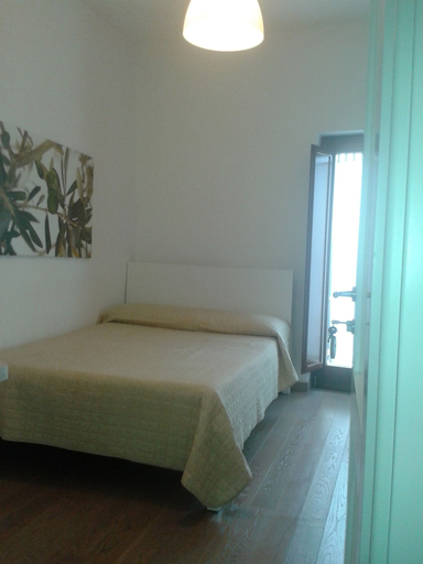 Bedroom 5, Bed & Breakfast Tra le Mura, Bari
