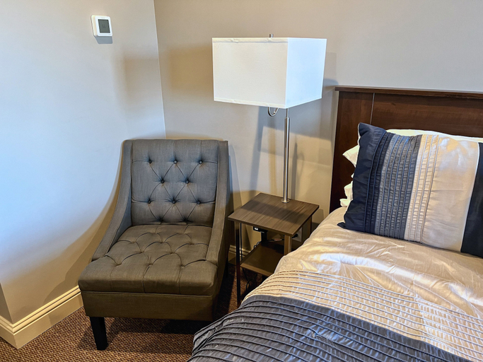 Bedroom 2, The Inn at Elijah McLeans, Franklin