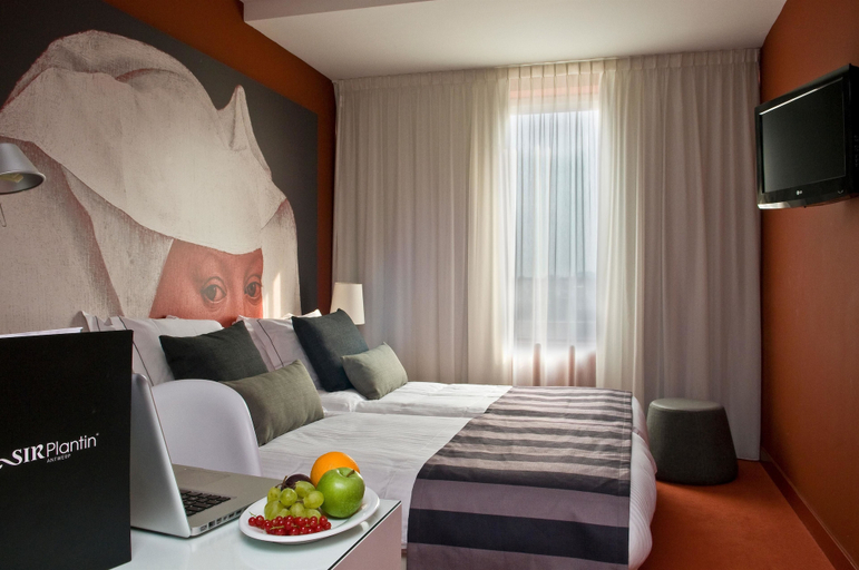 Bedroom 1, Tryp Antwerp, Antwerpen