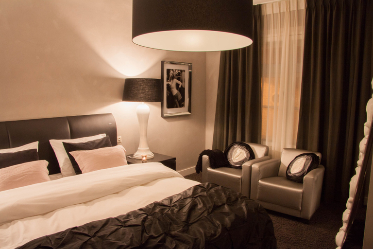 Bedroom 4, Hotel Huis van Bewaring, Almelo