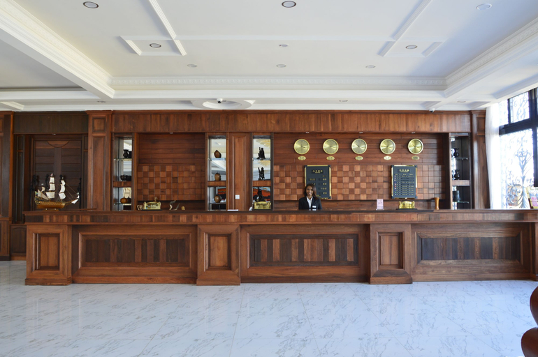 Others 5, Asia and Africa Hotel, Analamanga