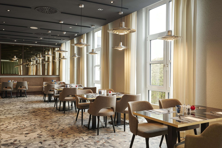 Food & Drinks 4, NH Frankfurt Airport, Groß-Gerau