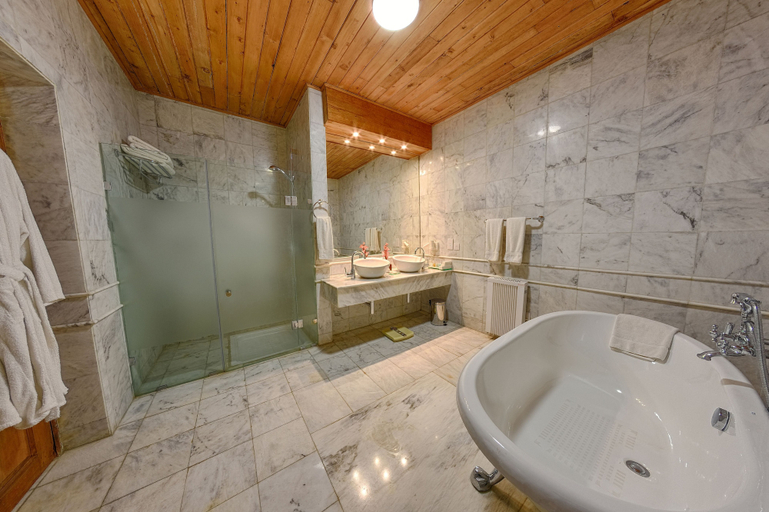 Bathroom, Swat Serena Hotel, Malakand
