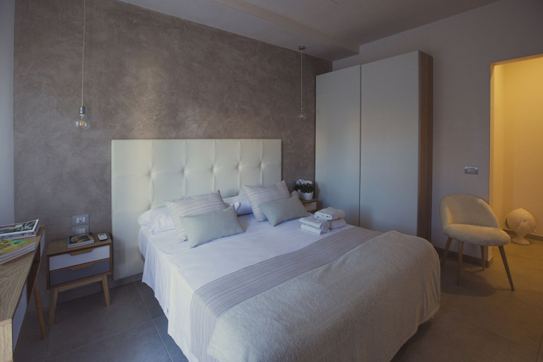 Bedroom 3, AVANTGARDE Hotel Residence, Bari
